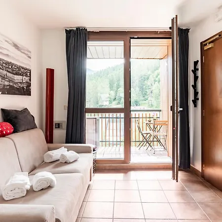 Paradiso Di Montagna Sulle Piste Da Sci *