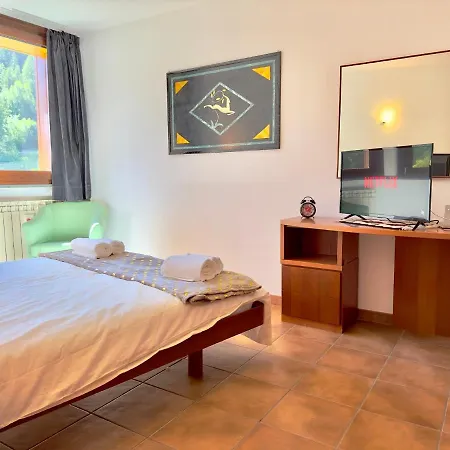 Paradiso Di Montagna Sulle Piste Da Sci 巴多尼奇亚