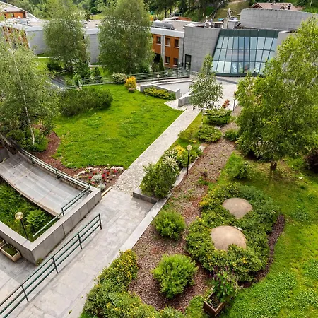 Paradiso Di Montagna Sulle Piste Da Sci *